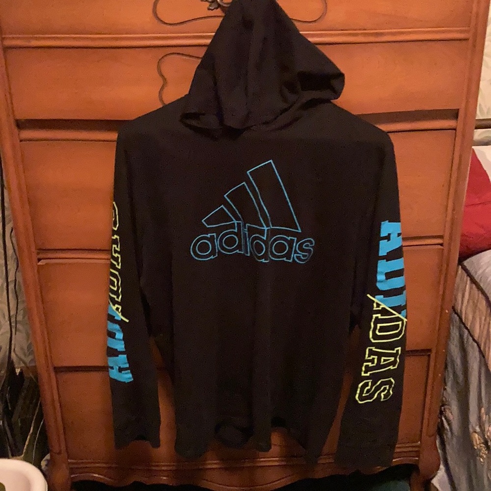 Long sleeve hooded adidas t-shirt
